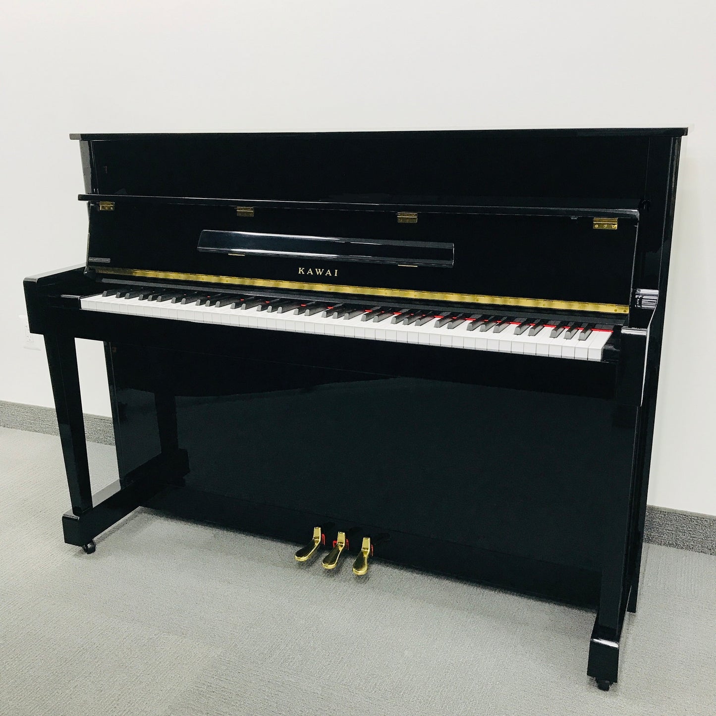 Kawai K18 Upright Piano