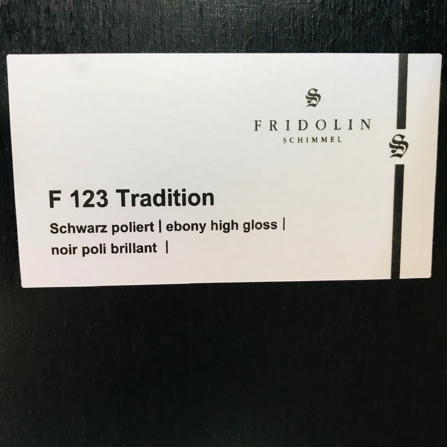 Schimmel Fridolin F123 Upright Piano