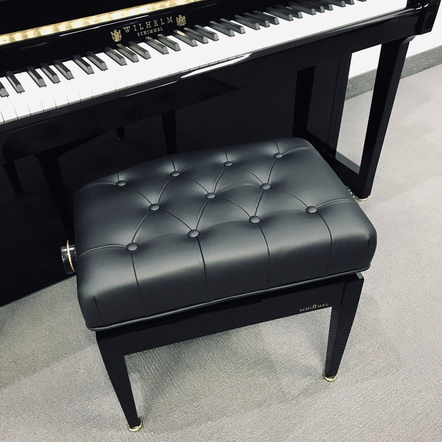 Schimmel Wilhelm W118 Upright Piano - Orpheus Music