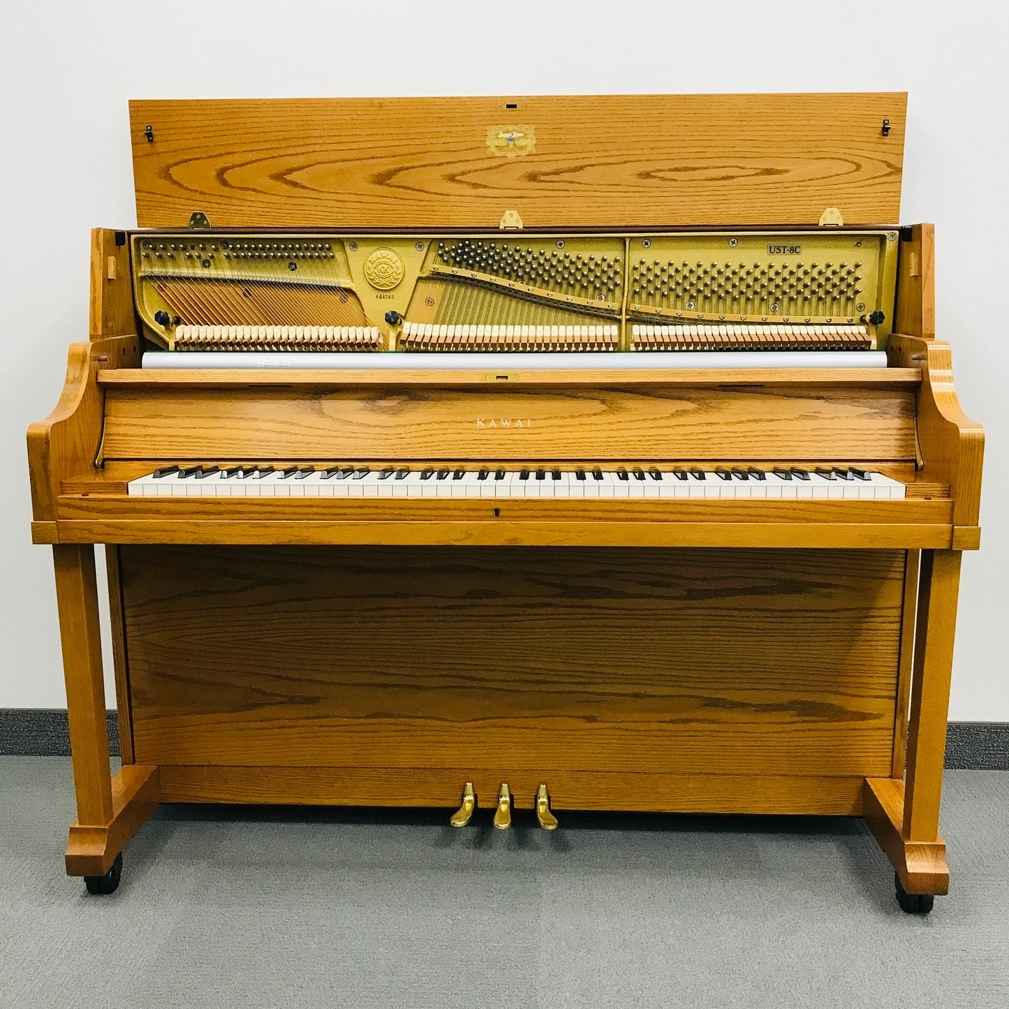 Kawai UST-8C Upright Piano