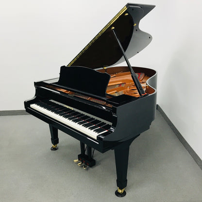 Yamaha C5 Grand Piano