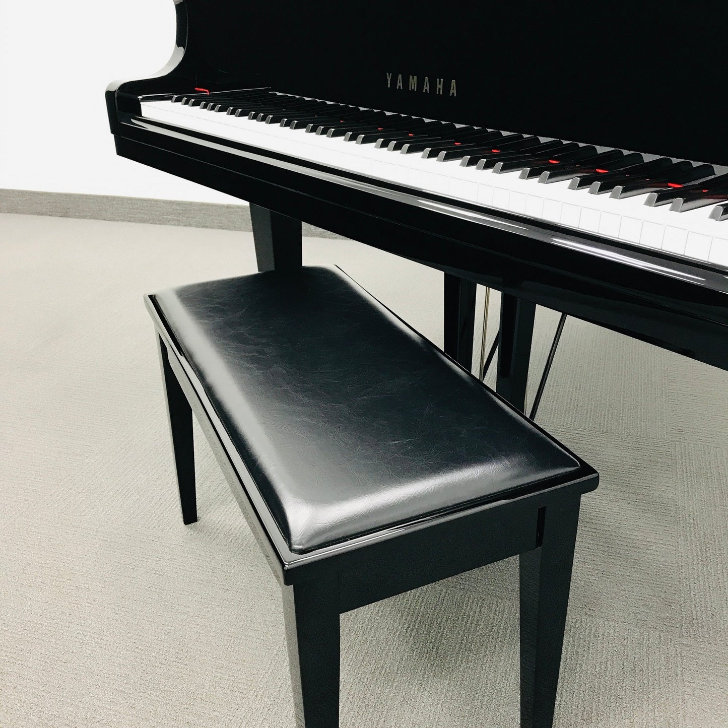 Yamaha GC1 Grand Piano