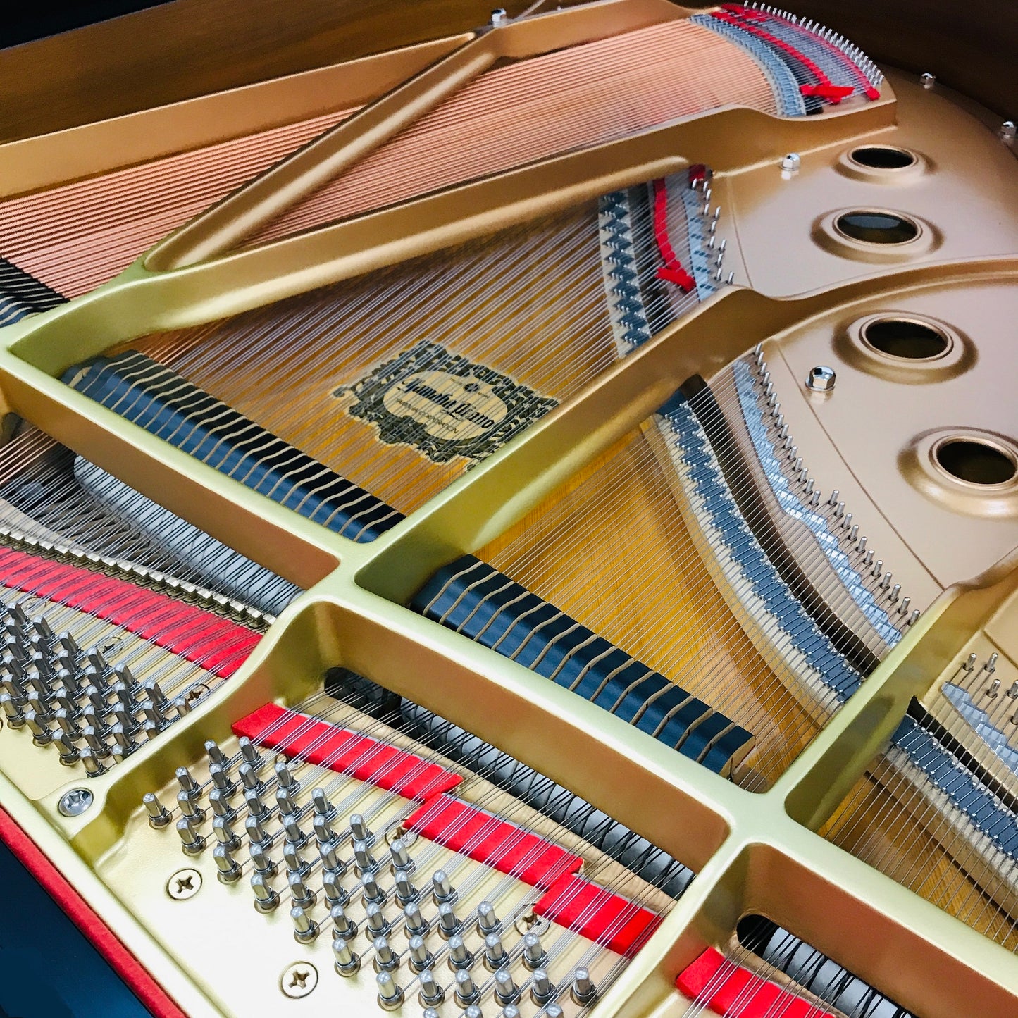 Yamaha GC1 Grand Piano