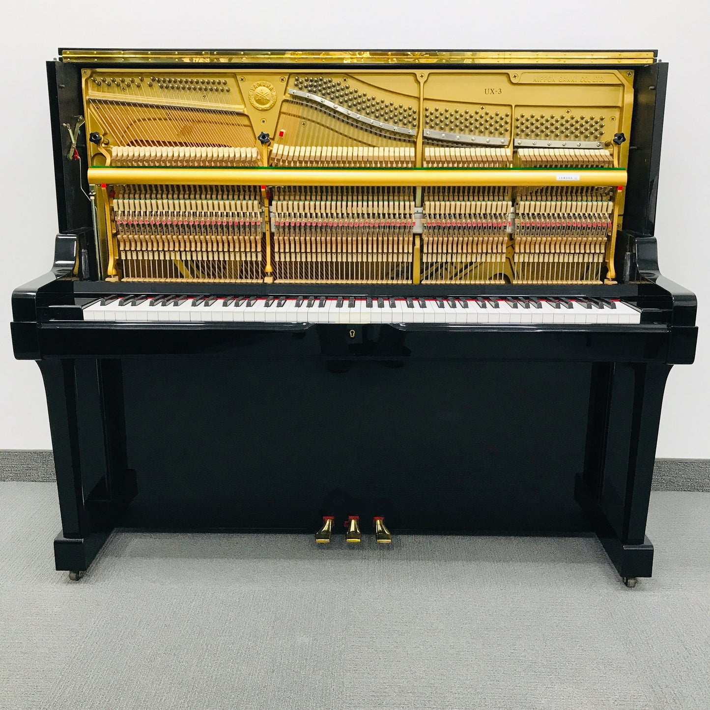 Yamaha UX-3 Upright Piano