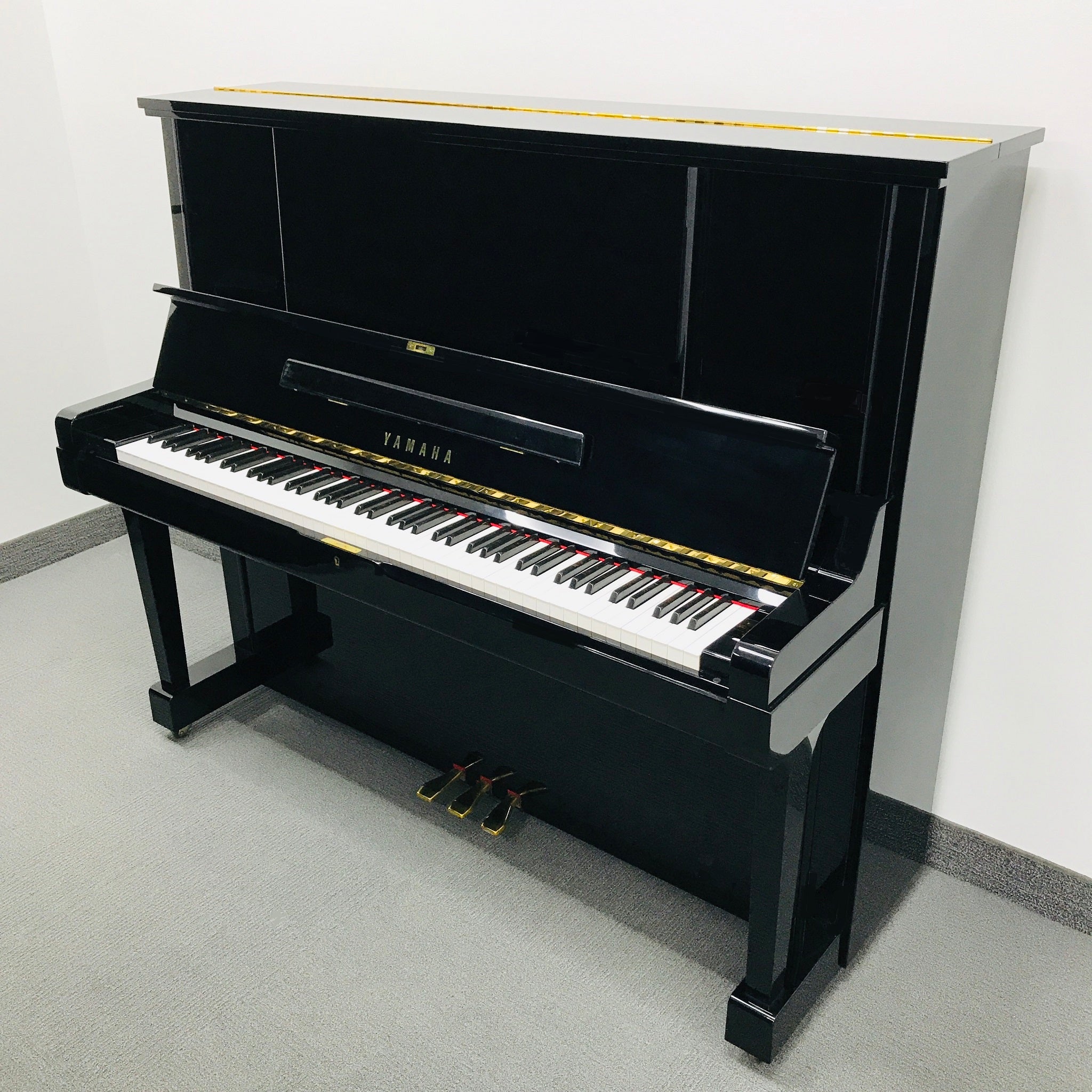 値段設定中古ピアノ YAMAHA ヤマハピアノ UX-3(UX3) X支柱タイプ アップライトピアノ