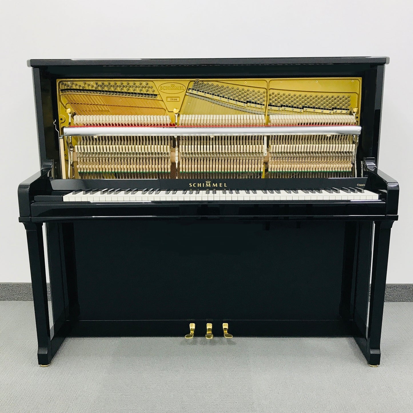 Schimmel Classic C130 Upright Piano