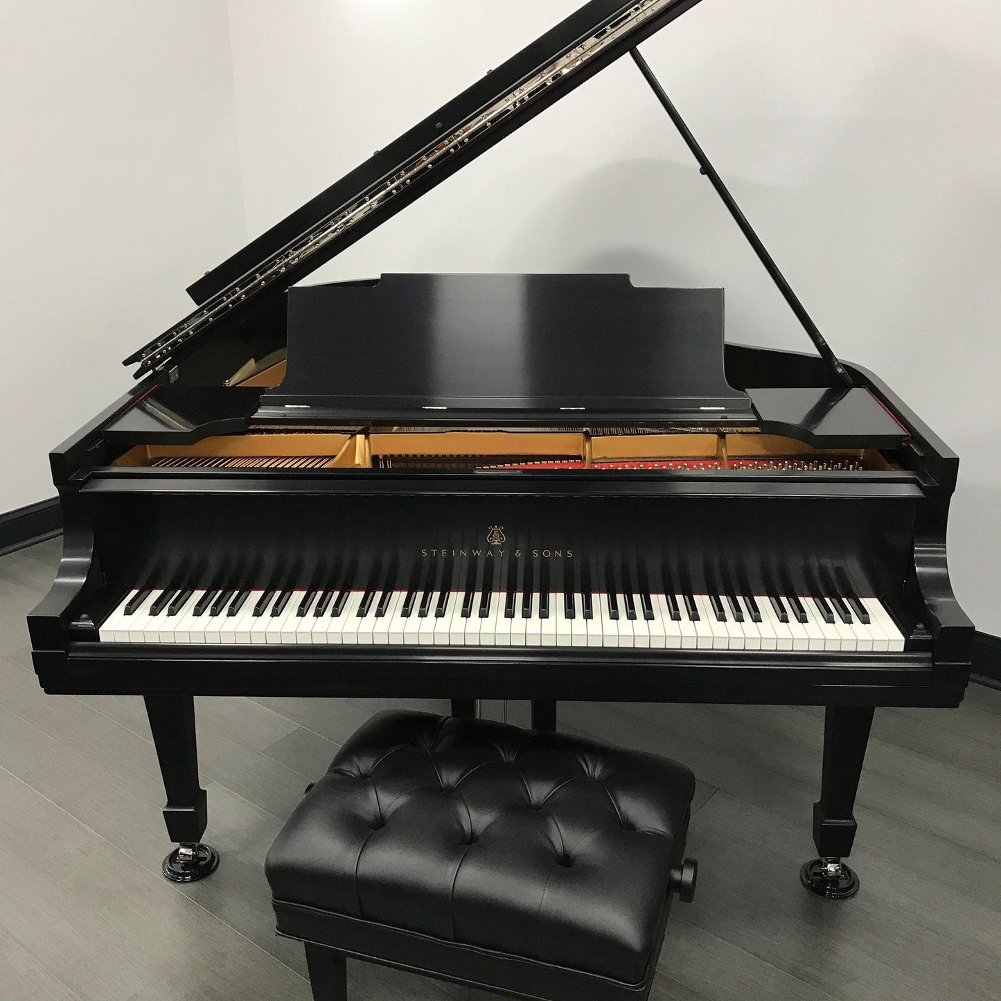 Steinway M Grand Piano - Orpheus Music